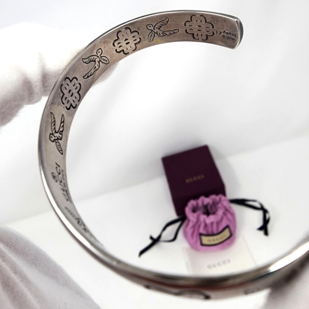 Gucci Blind For Love Silver Cuff Bracelet - Picture 8 of 17
